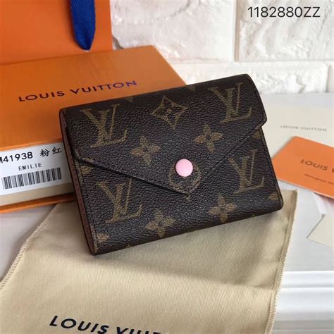 louis vuitton wallet with pink inside